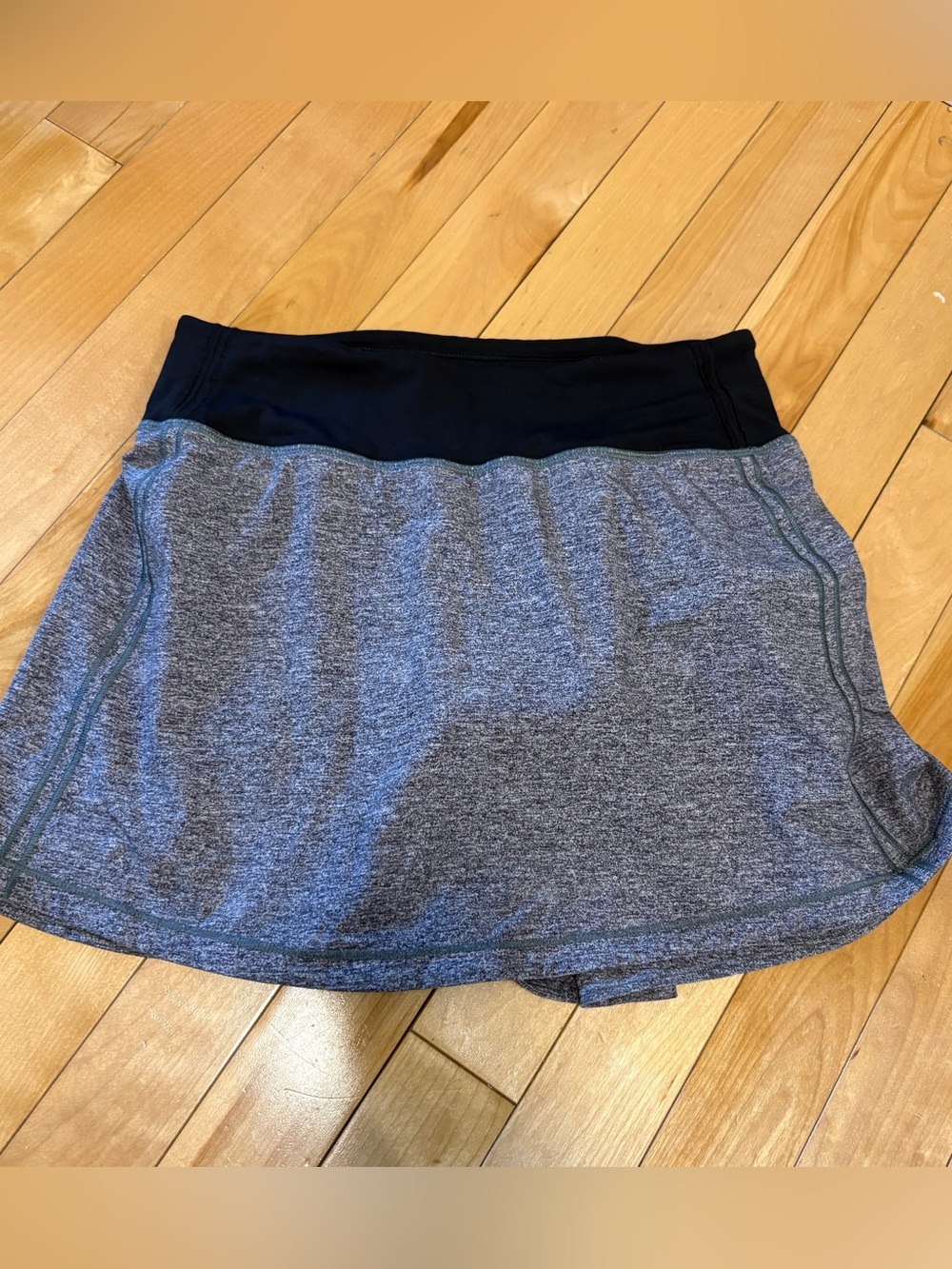 LULULEMON Skirt Skort Heathered Grey Size 2 Golf Pickle Ball Tennis Athleisure